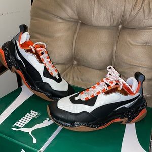 Puma Men’s Red N Black Sneakers Size 11